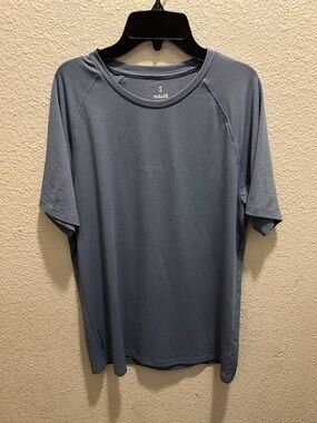 Haus of Layers Men's Short-Sleeve Performance Tee in Slate